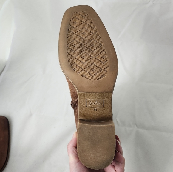 Zodiac Lennon Brown Western Suede Booties 9.5 New - Picture 9 of 14